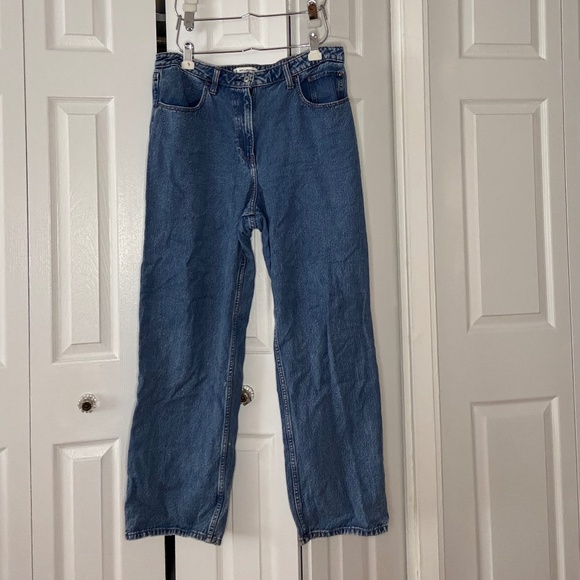 Abercrombie Curve Love High Rise Loose Jean - Picture 4 of 6